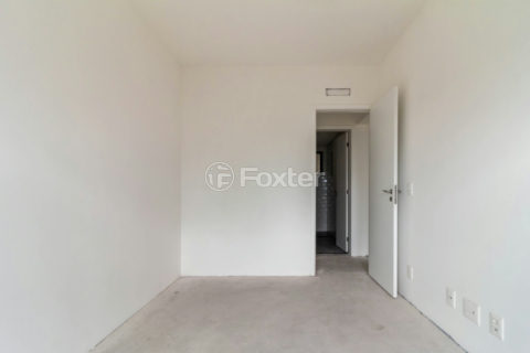 Image 4 - 1033435