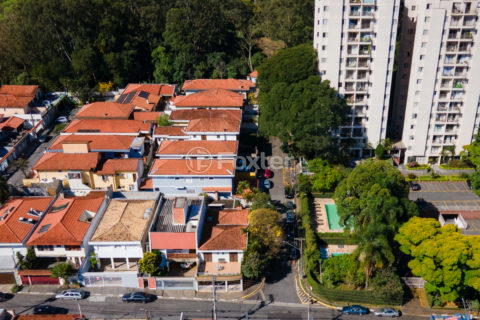 Image 35 - 1033438