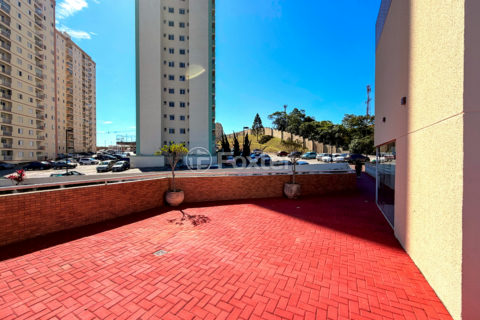Image 33 - 1033440