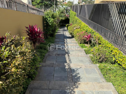 Image 29 - 1033441