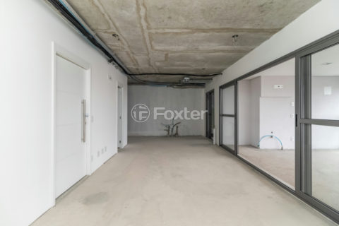 Image 35 - 1033443