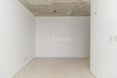 Image 27 - 1033443