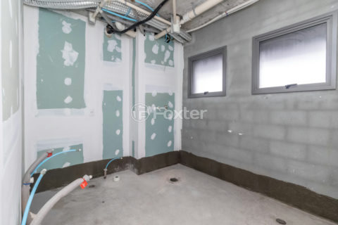 Image 31 - 1033443