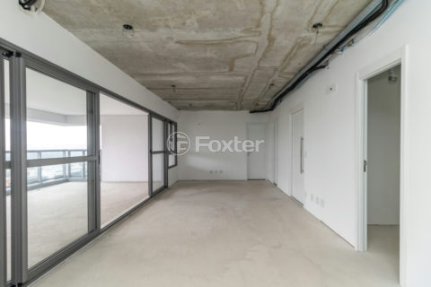 Image 40 - 1033443