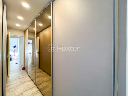 Image 4 - 1033444