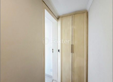 Image 21 - 1033451