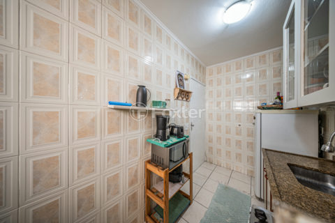 Image 23 - 1033464