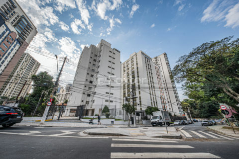 Image 35 - 1033464