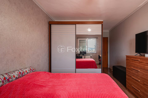Image 35 - 1033467