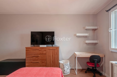 Image 34 - 1033467