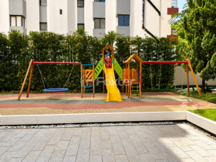 Image 47 - 1033473