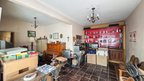 Image 35 - 1033479