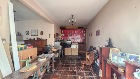 Image 34 - 1033479