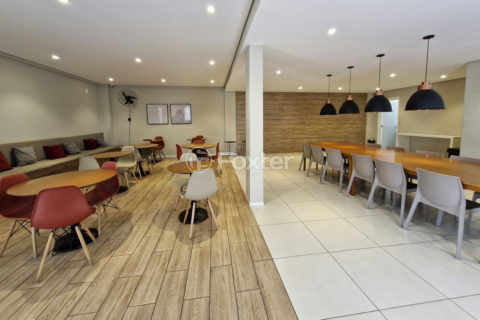 Image 31 - 1033483