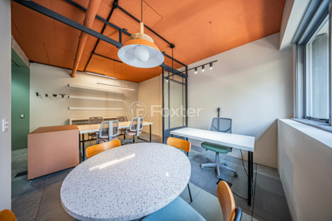 Image 15 - 1033487