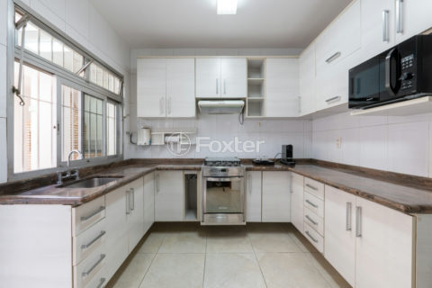 Image 30 - 1033488
