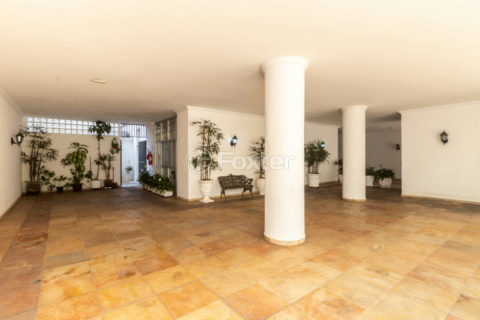 Image 32 - 1033503