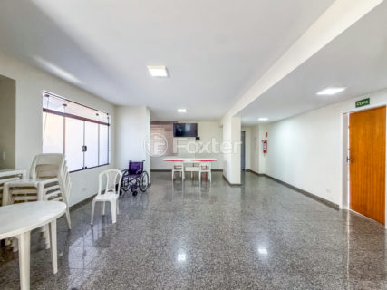 Image 37 - 1033505