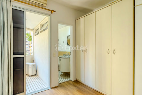 Image 9 - 1033508