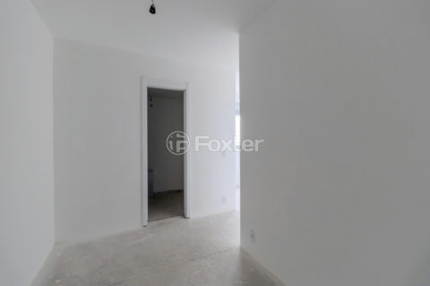 Image 30 - 1033519
