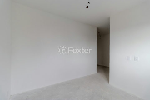 Image 28 - 1033519