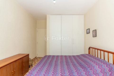 Image 32 - 1033530