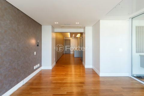 Image 47 - 1033541