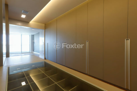 Image 59 - 1033541
