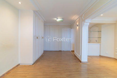 Image 31 - 1033546