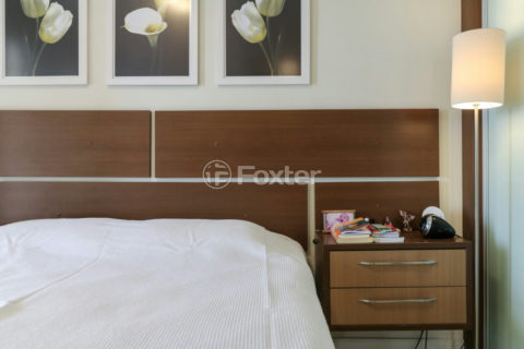 Image 28 - 1033551