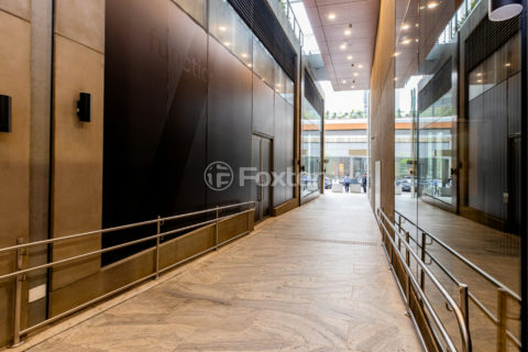 Image 31 - 1033553
