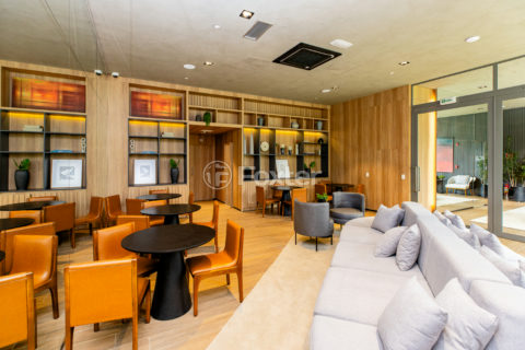 Image 30 - 1033553