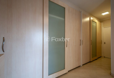 Image 41 - 1033562