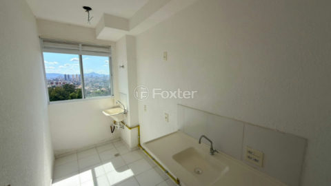 Image 33 - 1033571