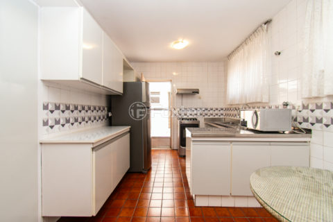 Image 31 - 1033574