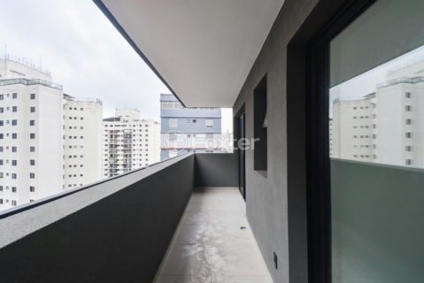 Image 15 - 1033580