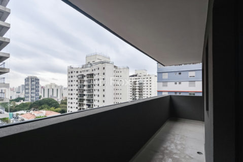 Image 20 - 1033580