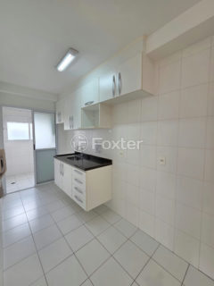 Image 11 - 1033581