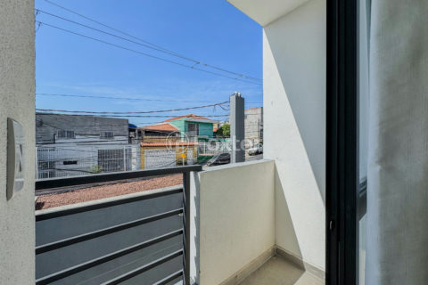 Image 12 - 1033586