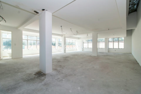 Image 34 - 1033595