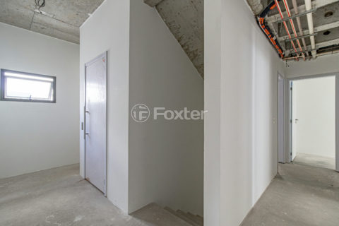 Image 37 - 1033601