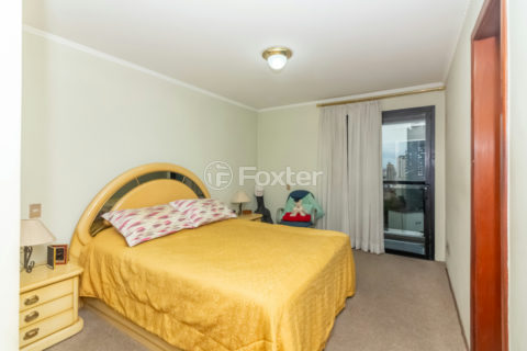 Image 29 - 1033608