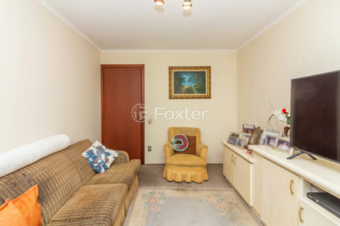 Image 21 - 1033608