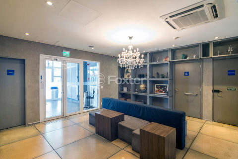 Image 21 - 1033617