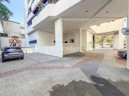 Image 43 - 1033621