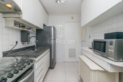 Image 34 - 1033621