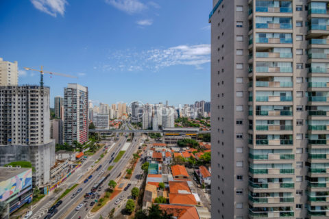 Image 16 - 1033625