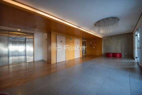Image 38 - 1033631