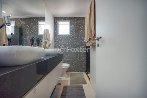 Image 31 - 1033631
