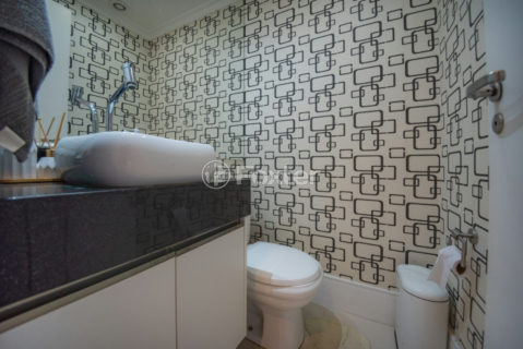 Image 30 - 1033631
